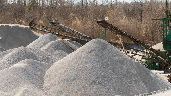 Como garantir segurança jurídica no setor de agregados com o Jazida