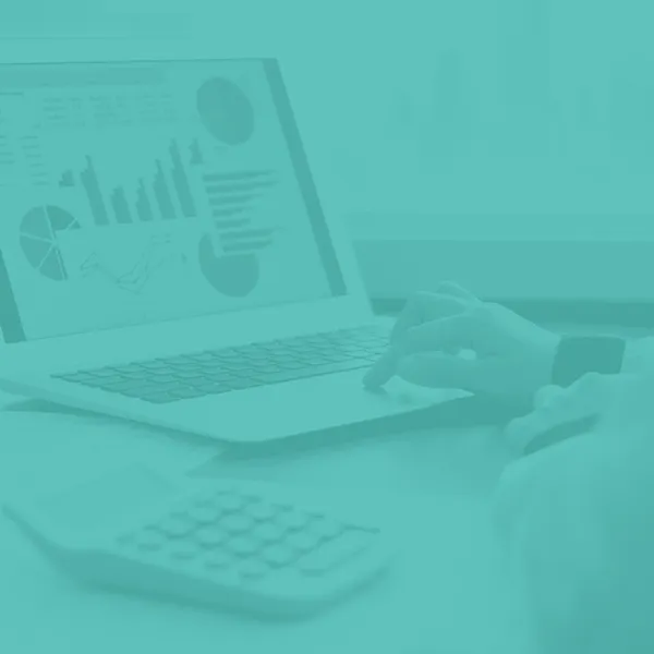 Como gerar relatório de ações a vencer?